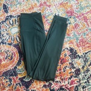 Girlfriend Collective Dark Green Leggings with pockets